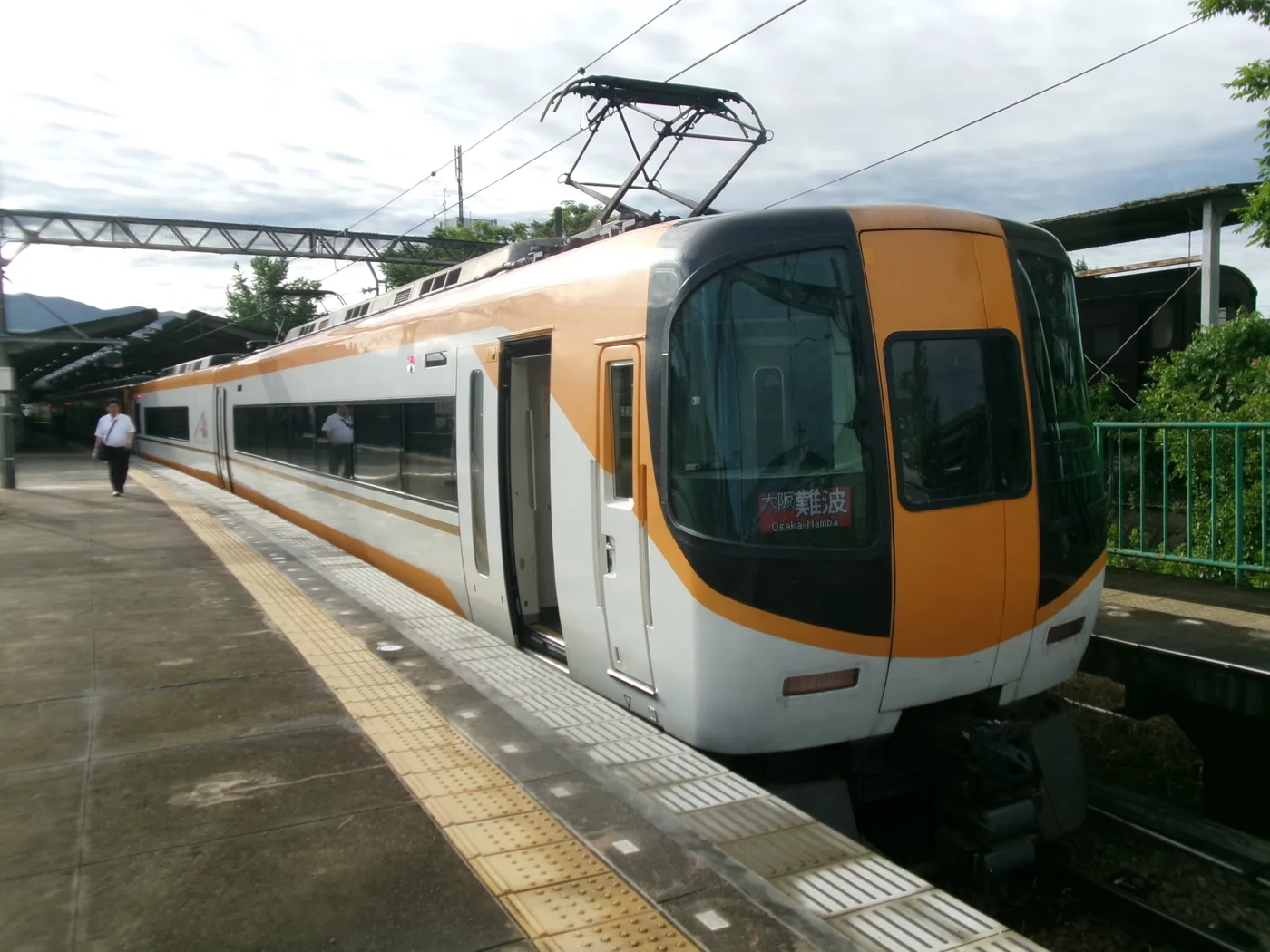 近鉄天理駅の写真2